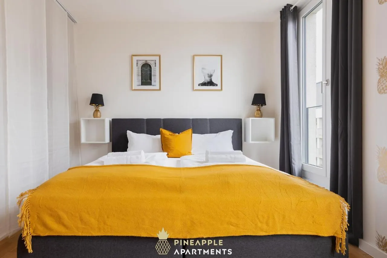 Pineapple Apartments Dresden Altstadt V - 112 Qm - 1X Free Parking 0*,  Germania